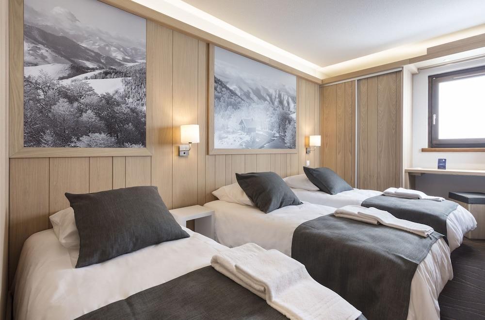 Hotel Club Mmv Les Arolles **** Val Thorens Exterior photo