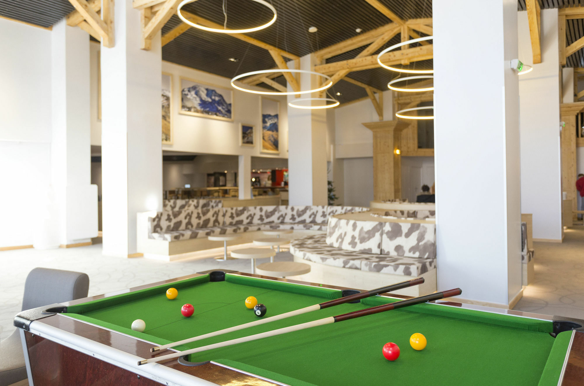 Hotel Club Mmv Les Arolles **** Val Thorens Exterior photo