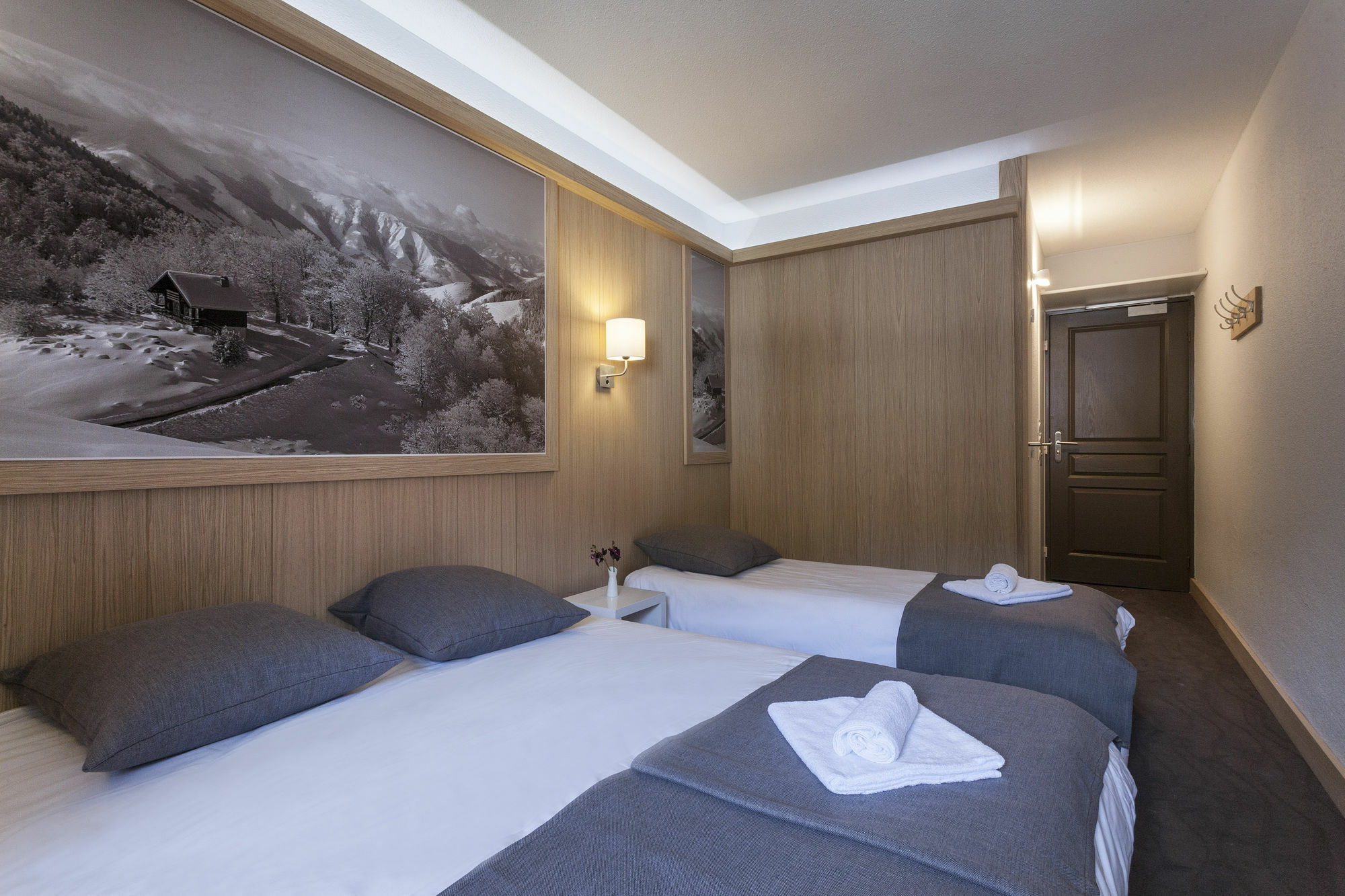 Hotel Club Mmv Les Arolles **** Val Thorens Exterior photo