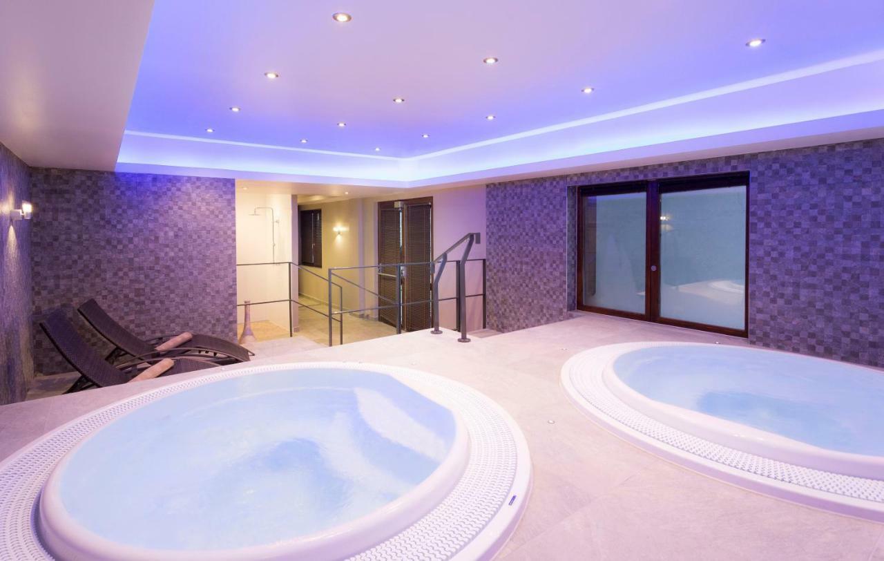 Hotel Club Mmv Les Arolles **** Val Thorens Exterior photo